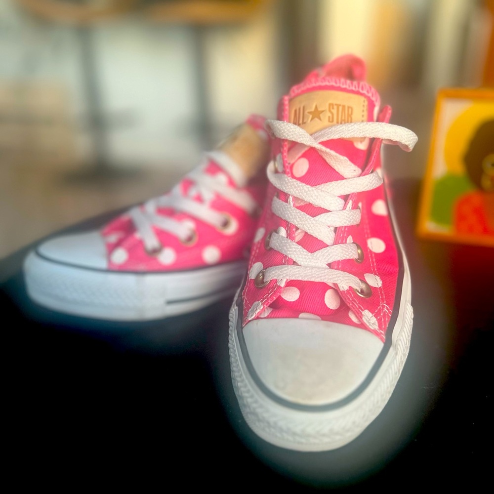 CONVERSE Hot Pink and white Polka Dot All Star Low Sneakers